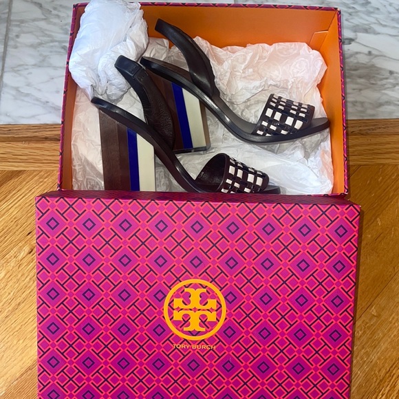 Tori Burch Emori 105MM Sandal - Picture 2 of 4